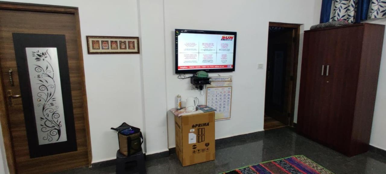 Sandy 4 Bhk Homestay - Only Adults Allowed Ooty Luaran gambar